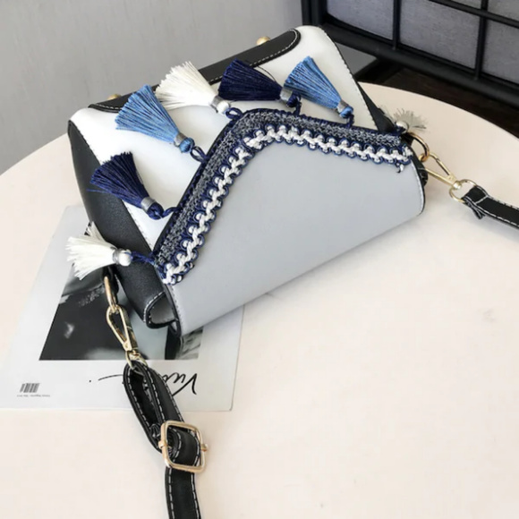 Boho Crossbody Bag NWT - Picture 3 of 5